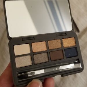 Stowaway eyeshadow pallet NWT